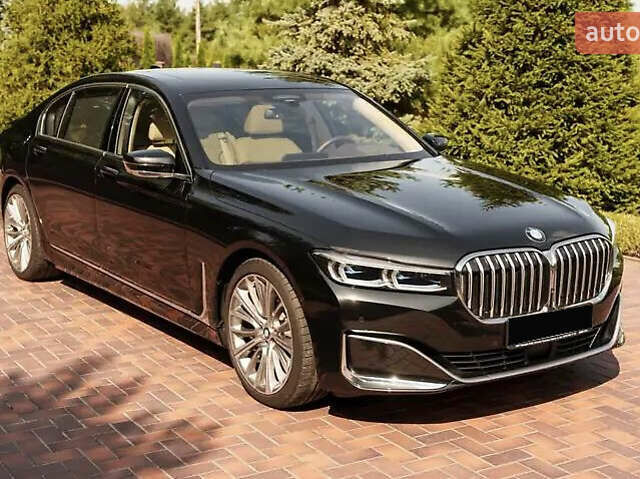 Черный БМВ 7 Серия, объемом двигателя 2.99 л и пробегом 13 тыс. км за 88000 $, фото 1 на Automoto.ua