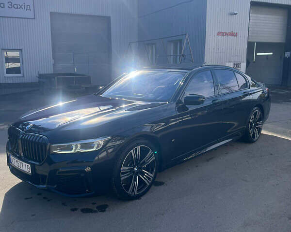 Черный БМВ 7 Серия, объемом двигателя 2.99 л и пробегом 6 тыс. км за 99999 $, фото 1 на Automoto.ua