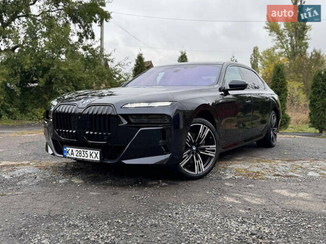 Черный БМВ 7 Серия, объемом двигателя 2.99 л и пробегом 42 тыс. км за 125000 $, фото 1 на Automoto.ua