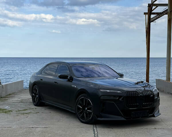БМВ 7 Серія 2024 у Одесі на Automoto.ua Чорний БМВ 7 Серія, об'ємом двигуна 3 л та пробігом 12 тис. км за 188900 $, фото 1 на Automoto.ua