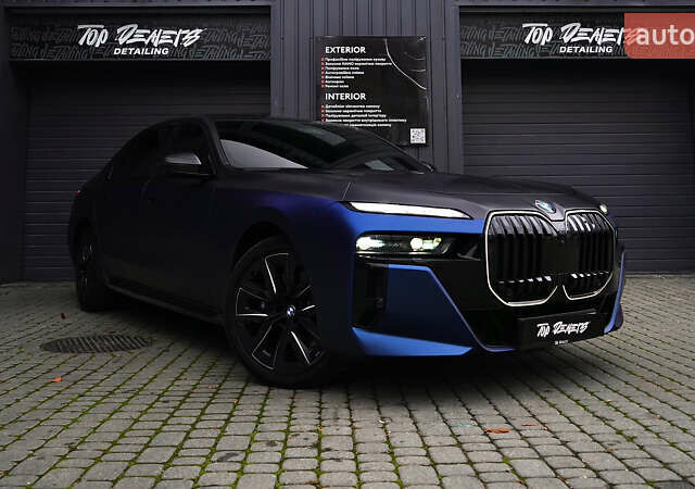 Черный БМВ 7 Серия, объемом двигателя 4.39 л и пробегом 29 тыс. км за 189000 $, фото 1 на Automoto.ua