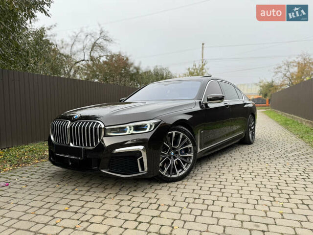 Коричневый БМВ 7 Серия, объемом двигателя 2.99 л и пробегом 141 тыс. км за 69999 $, фото 1 на Automoto.ua