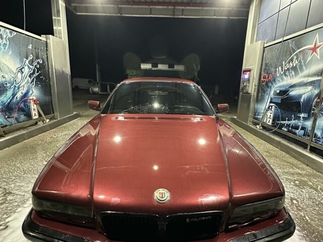 Красный БМВ 7 Серия, объемом двигателя 2.9 л и пробегом 430 тыс. км за 5700 $, фото 1 на Automoto.ua