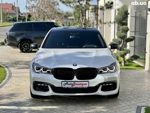 БМВ 7 Серия, объемом двигателя 3 л и пробегом 140 тыс. км за 55000 $, фото 1 на Automoto.ua