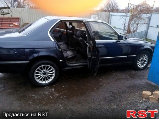 БМВ 7 Серия, объемом двигателя 3 л и пробегом 250 тыс. км за 1200 $, фото 1 на Automoto.ua