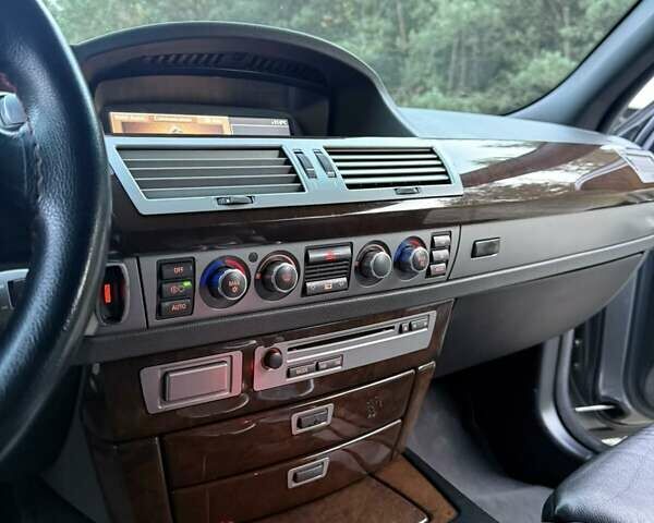 БМВ 7 Серия, объемом двигателя 3 л и пробегом 315 тыс. км за 9500 $, фото 1 на Automoto.ua
