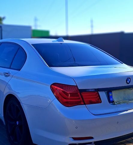 БМВ 7 Серия, объемом двигателя 4.4 л и пробегом 310 тыс. км за 12300 $, фото 1 на Automoto.ua