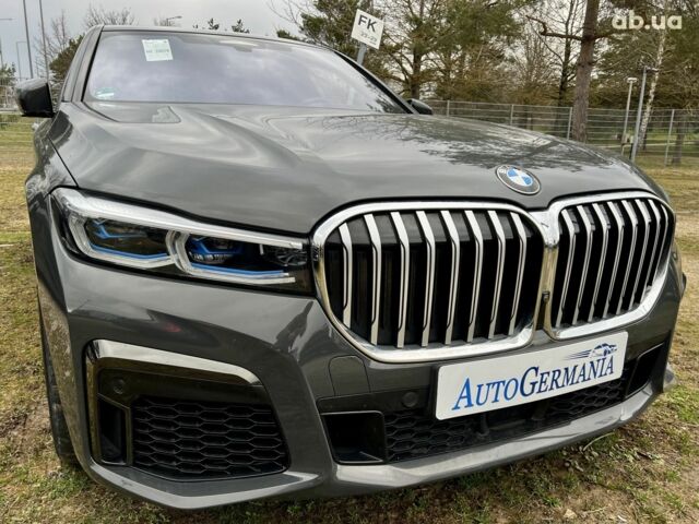 БМВ 7 Серия, объемом двигателя 3 л и пробегом 25 тыс. км за 77054 $, фото 1 на Automoto.ua