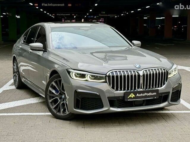 БМВ 7 Серия, объемом двигателя 3 л и пробегом 42 тыс. км за 83990 $, фото 1 на Automoto.ua