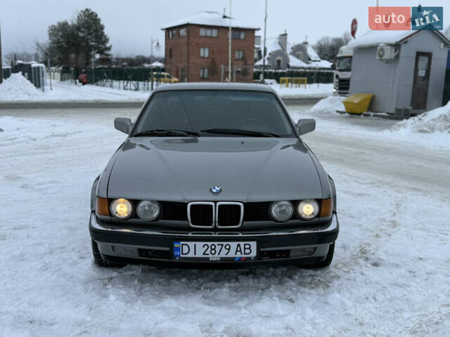 Сірий БМВ 7 Серія, об'ємом двигуна 3 л та пробігом 300 тис. км за 1999 $, фото 1 на Automoto.ua
