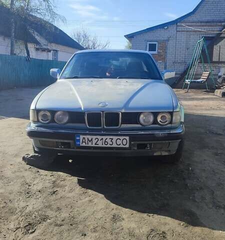 Серый БМВ 7 Серия, объемом двигателя 0 л и пробегом 390 тыс. км за 2100 $, фото 1 на Automoto.ua