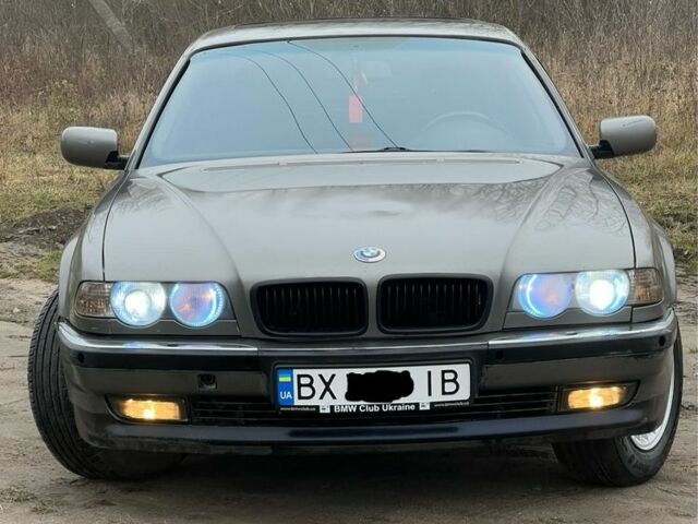 Серый БМВ 7 Серия, объемом двигателя 2.8 л и пробегом 240 тыс. км за 3000 $, фото 1 на Automoto.ua