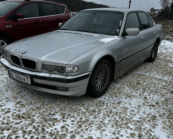 Серый БМВ 7 Серия, объемом двигателя 3 л и пробегом 400 тыс. км за 6999 $, фото 1 на Automoto.ua