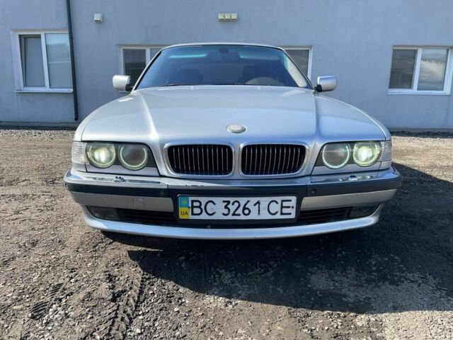 Сірий БМВ 7 Серія, об'ємом двигуна 2.9 л та пробігом 400 тис. км за 4800 $, фото 1 на Automoto.ua