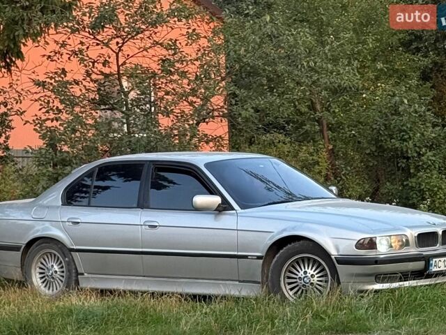 Сірий БМВ 7 Серія, об'ємом двигуна 3 л та пробігом 402 тис. км за 5800 $, фото 1 на Automoto.ua