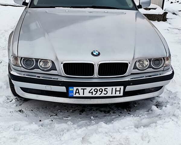 Серый БМВ 7 Серия, объемом двигателя 2.93 л и пробегом 382 тыс. км за 5300 $, фото 1 на Automoto.ua
