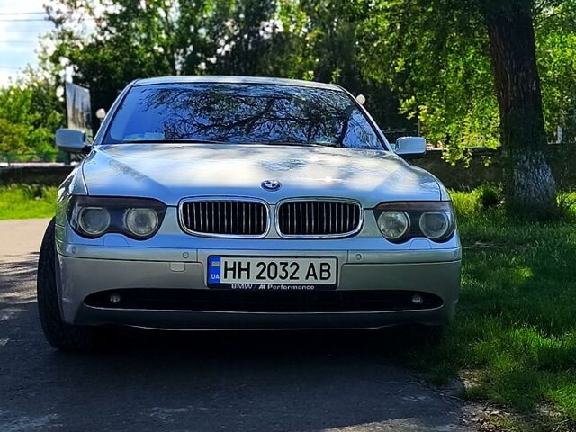 Серый БМВ 7 Серия, объемом двигателя 3.6 л и пробегом 270 тыс. км за 6300 $, фото 1 на Automoto.ua