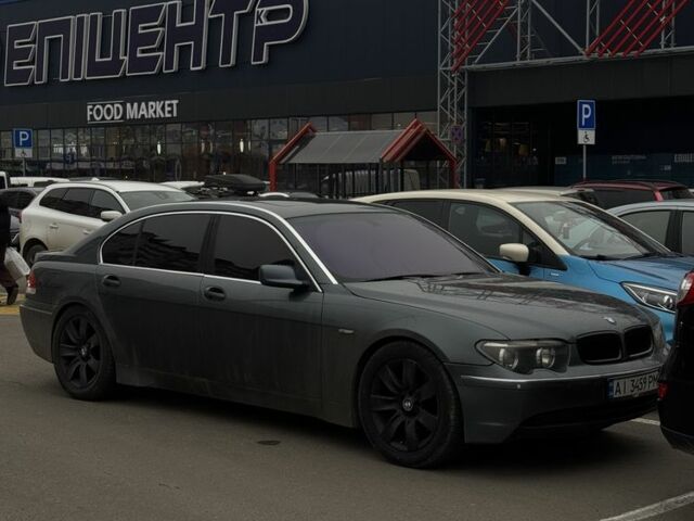 Серый БМВ 7 Серия, объемом двигателя 3.6 л и пробегом 270 тыс. км за 6200 $, фото 1 на Automoto.ua