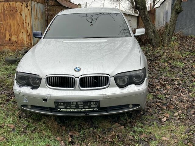 Серый БМВ 7 Серия, объемом двигателя 3 л и пробегом 391 тыс. км за 3600 $, фото 1 на Automoto.ua