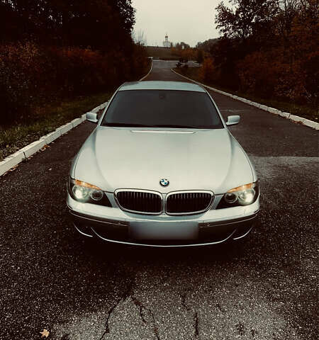 Серый БМВ 7 Серия, объемом двигателя 4 л и пробегом 327 тыс. км за 8300 $, фото 1 на Automoto.ua