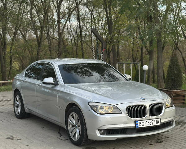 Серый БМВ 7 Серия, объемом двигателя 2.99 л и пробегом 210 тыс. км за 14800 $, фото 1 на Automoto.ua