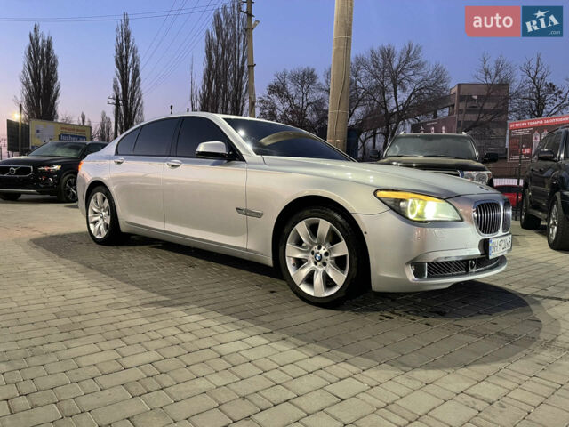 Сірий БМВ 7 Серія, об'ємом двигуна 2.99 л та пробігом 360 тис. км за 18000 $, фото 1 на Automoto.ua