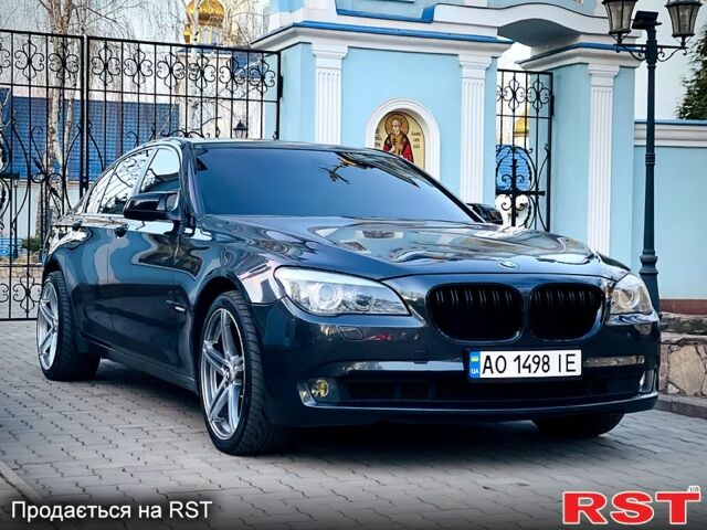 Сірий БМВ 7 Серія, об'ємом двигуна 3 л та пробігом 270 тис. км за 16500 $, фото 1 на Automoto.ua