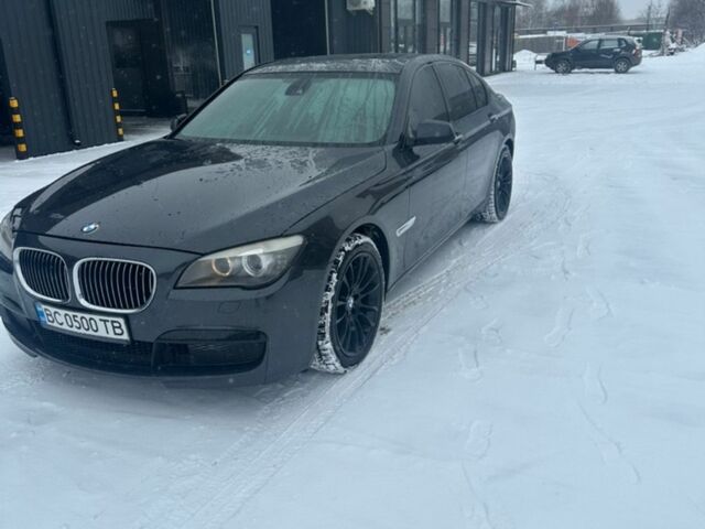 Сірий БМВ 7 Серія, об'ємом двигуна 2.99 л та пробігом 322 тис. км за 16000 $, фото 1 на Automoto.ua