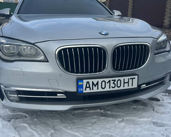 Серый БМВ 7 Серия, объемом двигателя 2.99 л и пробегом 260 тыс. км за 27500 $, фото 1 на Automoto.ua