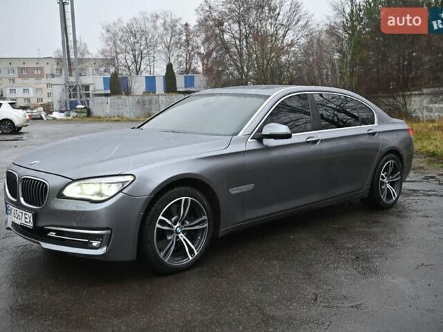 Серый БМВ 7 Серия, объемом двигателя 3 л и пробегом 278 тыс. км за 21000 $, фото 1 на Automoto.ua