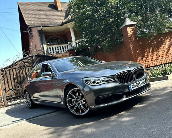 Сірий БМВ 7 Серія, об'ємом двигуна 4.4 л та пробігом 122 тис. км за 35000 $, фото 1 на Automoto.ua