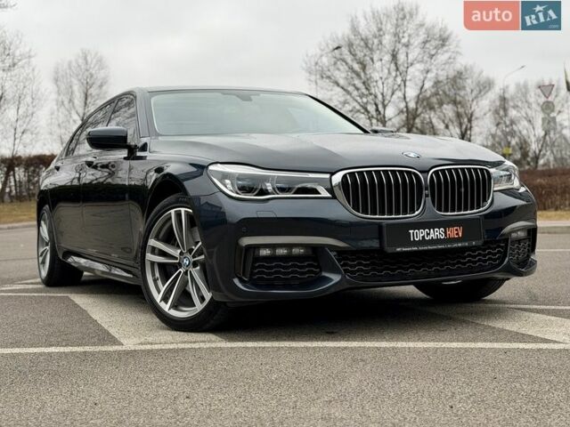 Серый БМВ 7 Серия, объемом двигателя 3 л и пробегом 148 тыс. км за 44700 $, фото 1 на Automoto.ua