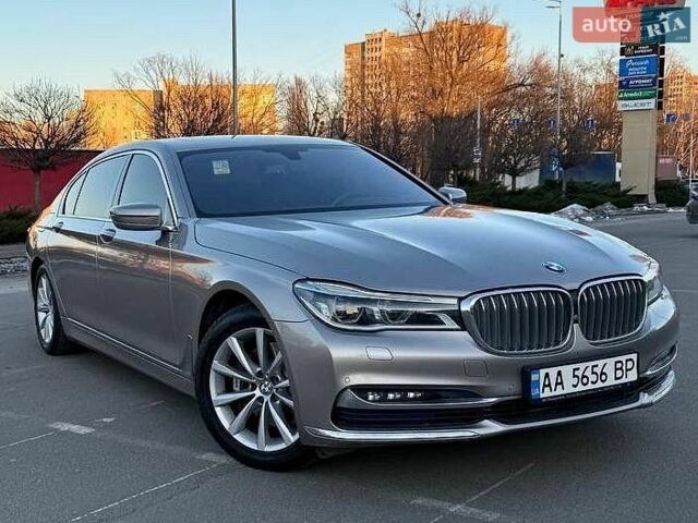 Серый БМВ 7 Серия, объемом двигателя 2.99 л и пробегом 170 тыс. км за 35000 $, фото 1 на Automoto.ua