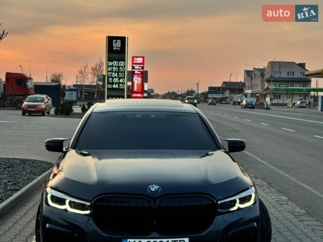 Сірий БМВ 7 Серія, об'ємом двигуна 2.98 л та пробігом 92 тис. км за 37900 $, фото 1 на Automoto.ua