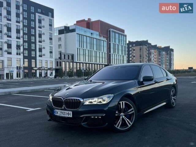 Серый БМВ 7 Серия, объемом двигателя 2.99 л и пробегом 136 тыс. км за 57000 $, фото 1 на Automoto.ua