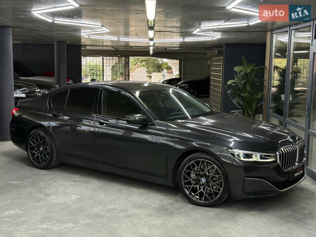 Серый БМВ 7 Серия, объемом двигателя 2.99 л и пробегом 115 тыс. км за 61500 $, фото 1 на Automoto.ua