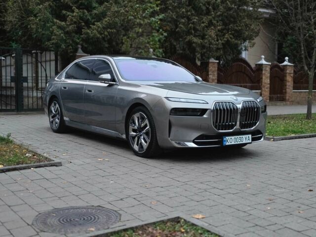 Серый БМВ 7 Серия, объемом двигателя 0 л и пробегом 75 тыс. км за 81000 $, фото 1 на Automoto.ua