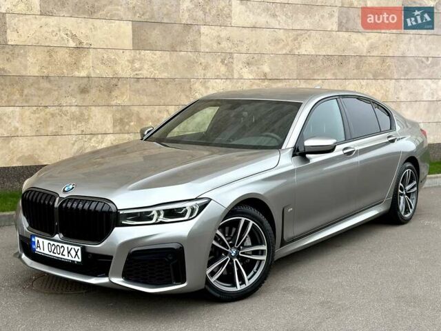 Сірий БМВ 7 Серія, об'ємом двигуна 2 л та пробігом 31 тис. км за 64800 $, фото 1 на Automoto.ua