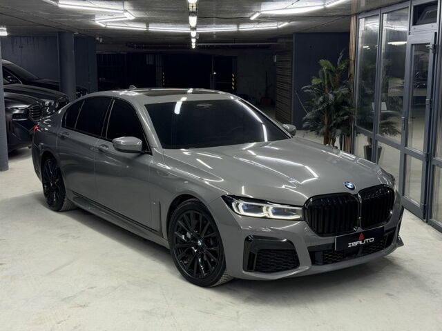 Серый БМВ 7 Серия, объемом двигателя 0 л и пробегом 87 тыс. км за 68000 $, фото 1 на Automoto.ua