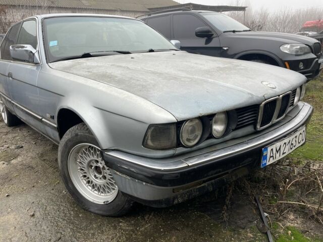 Синій БМВ 7 Серія, об'ємом двигуна 3 л та пробігом 320 тис. км за 500 $, фото 1 на Automoto.ua