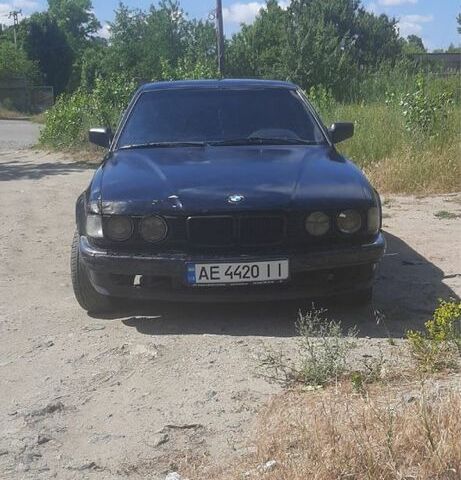 Синий БМВ 7 Серия, объемом двигателя 3 л и пробегом 500 тыс. км за 1800 $, фото 1 на Automoto.ua
