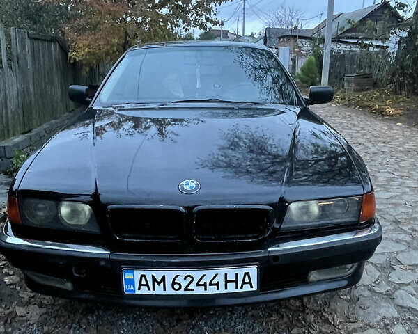 Синий БМВ 7 Серия, объемом двигателя 3 л и пробегом 400 тыс. км за 3200 $, фото 1 на Automoto.ua