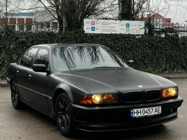 Синий БМВ 7 Серия, объемом двигателя 2.5 л и пробегом 500 тыс. км за 3800 $, фото 1 на Automoto.ua