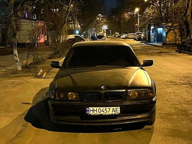 Синій БМВ 7 Серія, об'ємом двигуна 2.5 л та пробігом 0 тис. км за 3100 $, фото 1 на Automoto.ua