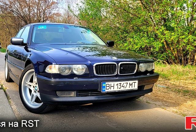 Синий БМВ 7 Серия, объемом двигателя 4.4 л и пробегом 310 тыс. км за 8700 $, фото 1 на Automoto.ua