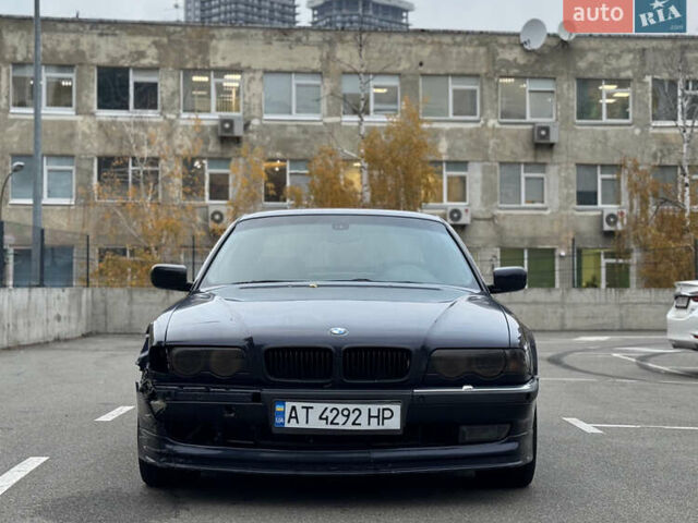 Синий БМВ 7 Серия, объемом двигателя 3 л и пробегом 353 тыс. км за 4350 $, фото 1 на Automoto.ua