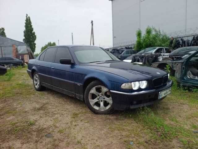 Синій БМВ 7 Серія, об'ємом двигуна 2.8 л та пробігом 350 тис. км за 2999 $, фото 1 на Automoto.ua