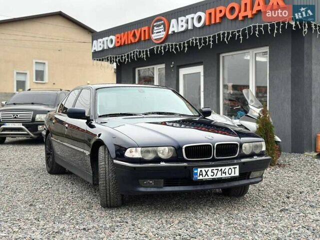 Синій БМВ 7 Серія, об'ємом двигуна 4.4 л та пробігом 400 тис. км за 3999 $, фото 1 на Automoto.ua