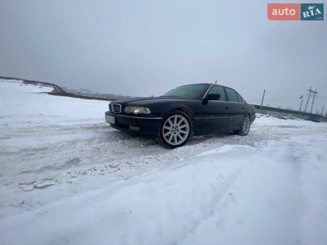 Синий БМВ 7 Серия, объемом двигателя 3.5 л и пробегом 346 тыс. км за 5400 $, фото 1 на Automoto.ua