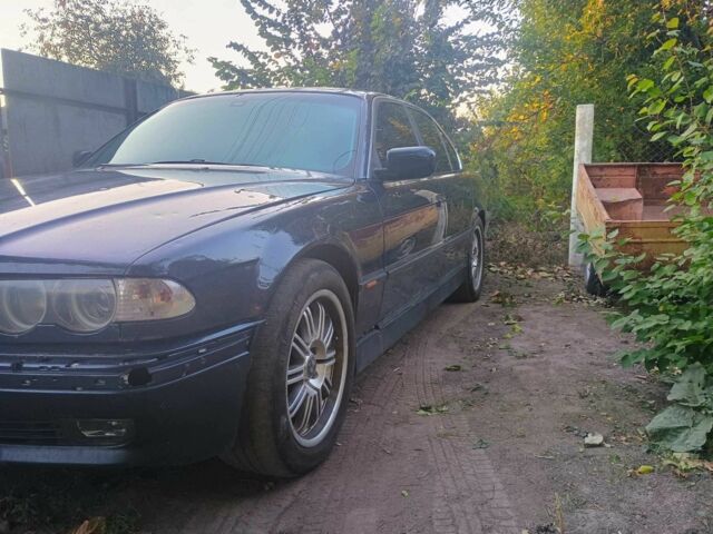 Синий БМВ 7 Серия, объемом двигателя 3 л и пробегом 350 тыс. км за 7600 $, фото 1 на Automoto.ua